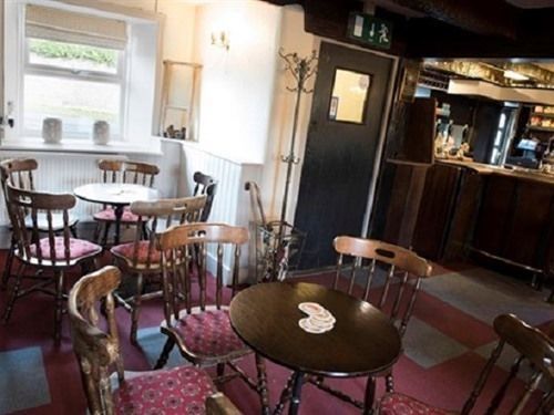 The Red Lion Inn 홀름퍼스 외부 사진